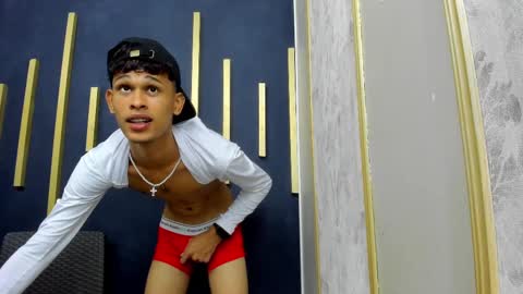 Snapshot of just_d4v7 chatting on October 8, 7:22 pm JUST online show from October 8, 7:22 pm