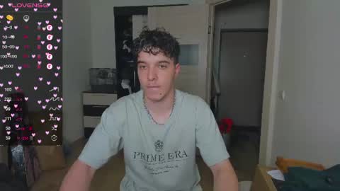 Snapshot of just_edwins chatting on July 7, 5:06 pm Edwins online show from July 7, 5:06 pm