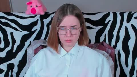 Nika and Mark online show from March 5, 6:23 pm