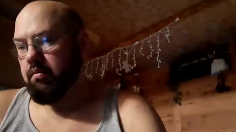 just_hangin_around online show from September 29, 1:38 pm