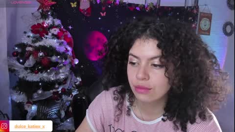 Snapshot of just_katiex chatting on January 1, 6:37 am Sofia online show from January 1, 6:37 am