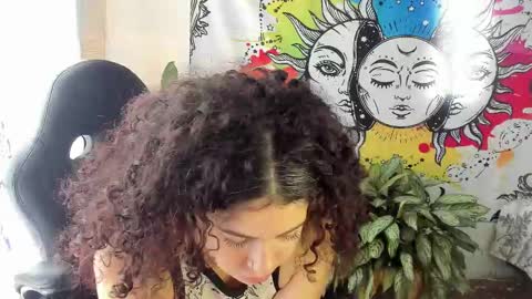 Snapshot of just_katiex chatting on February 21, 1:44 pm Sofia online show from February 21, 1:44 pm