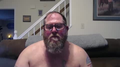 Snapshot of justaguyandnaked chatting on February 24, 10:25 pm justaguyandnaked online show from February 24, 10:25 pm