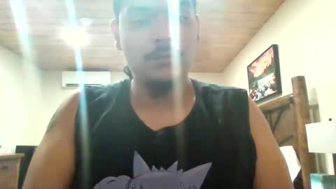 Snapshot of justalonelyguy94 chatting on December 4, 7:06 am justalonelyguy94 online show from December 4, 7:06 am