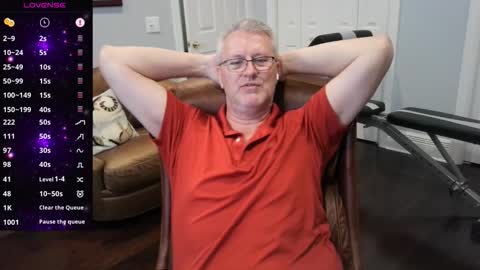 Snapshot of justavoyeurhere chatting on October 21, 6:08 pm Michael online show from October 21, 6:08 pm