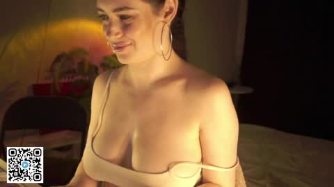 Snapshot of justbarbie chatting on March 1, 12:56 am Alexa online show from March 1, 12:56 am