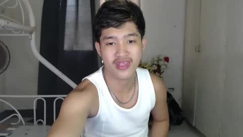 Cyril online show from April 4, 2:54 am