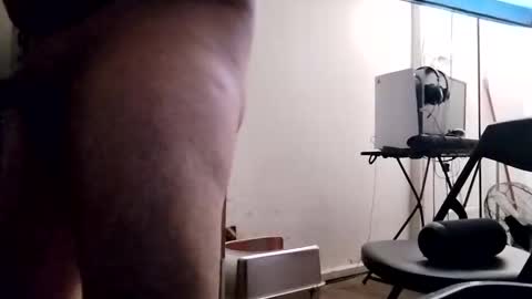 Snapshot of justdoitalready578046 chatting on October 15, 9:09 am justdoitalready578046 online show from October 15, 9:09 am