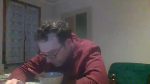 Snapshot of justforsmoke chatting on February 12, 7:31 pm justforsmoke online show from February 12, 7:31 pm