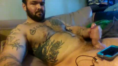 justgrosch4200 online show from April 1, 1:41 pm