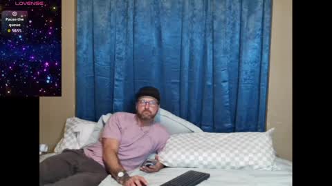 Snapshot of justhavingfunfucking chatting on May 12, 1:25 am justhavingfunfucking online show from May 12, 1:25 am