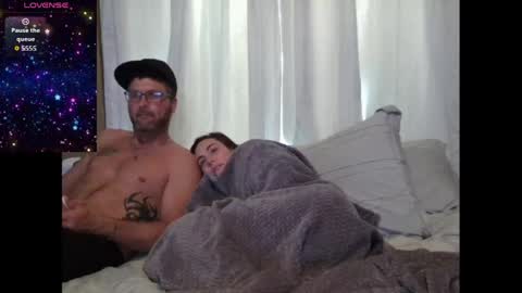 Snapshot of justhavingfunfucking chatting on May 17, 7:21 pm justhavingfunfucking online show from May 17, 7:21 pm