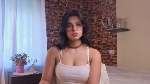 Holly online show from August 10, 2:04 am