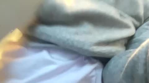 Snapshot of justin273806 chatting on November 3, 10:38 am justin273806 online show from November 3, 10:38 am