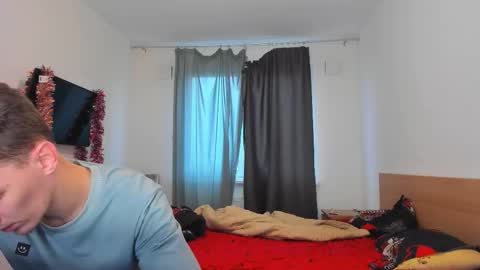 Snapshot of justin_badd chatting on October 26, 10:10 am justin_badd online show from October 26, 10:10 am