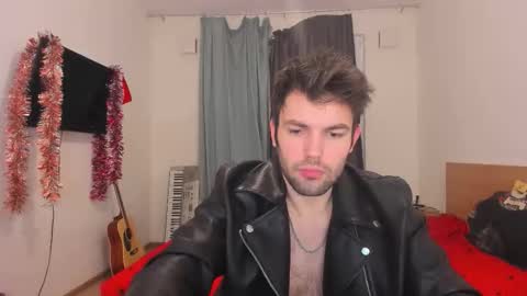 Snapshot of justin_badd chatting on February 13, 10:39 pm justin_badd online show from February 13, 10:39 pm