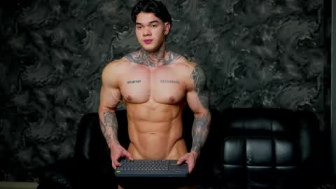 justin clark1 online show from March 14, 2:06 am