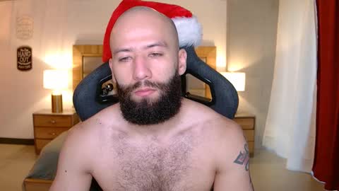 Justin online show from December 5, 11:41 am