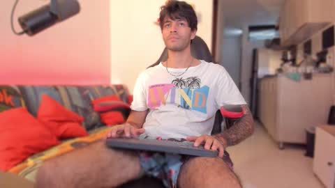 Diego online show from November 20, 6:18 pm