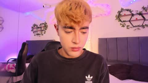 Justin online show from October 13, 11:54 am