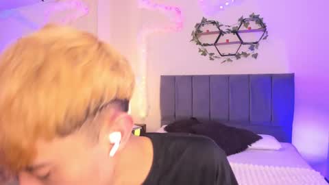 Justin online show from October 20, 11:21 am