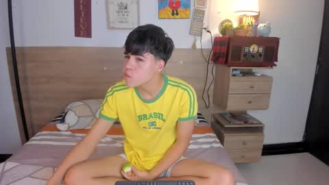 Justin online show from January 17, 12:32 pm