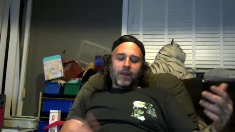 Snapshot of justincase9339 chatting on July 10, 7:56 am justincase9339 online show from July 10, 7:56 am
