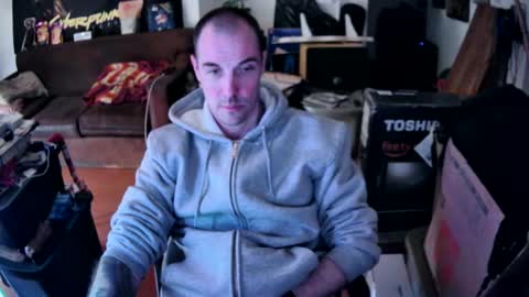 Snapshot of justinelsmith chatting on February 10, 2:41 am justinelsmith online show from February 10, 2:41 am