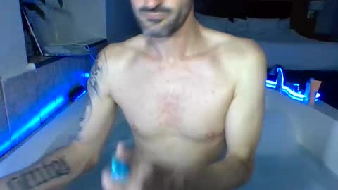 Justin online show from October 27, 4:27 am