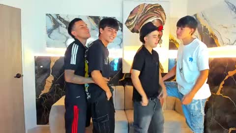 justingtime21 online show from May 20, 9:43 pm