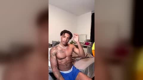 Snapshot of justinxdragun chatting on July 17, 8:32 am justinxdragun online show from July 17, 8:32 am