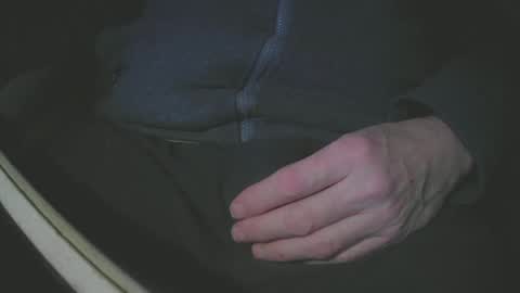 Snapshot of justme39057 chatting on January 2, 4:46 pm Justme39057 online show from January 2, 4:46 pm