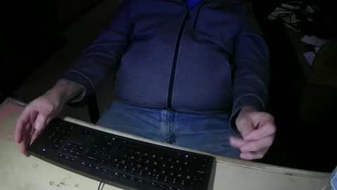 Snapshot of justme39057 chatting on October 6, 7:22 pm Justme39057 online show from October 6, 7:22 pm