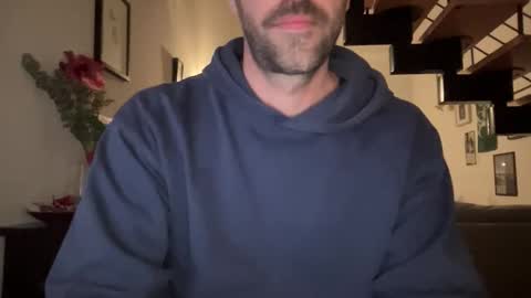 justmeandyou00 online show from December 21, 7:43 pm