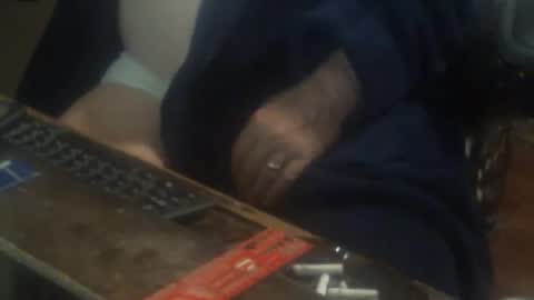 justmeohio online show from November 21, 1:48 am