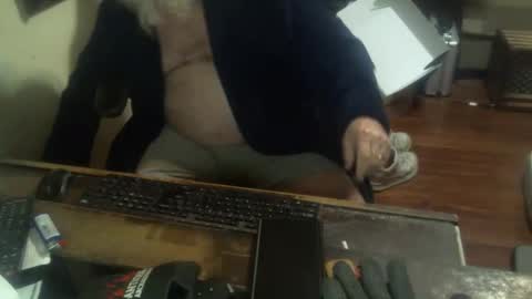 justmeohio online show from February 4, 2:17 am