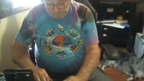 justmeohio online show from April 3, 2:26 pm