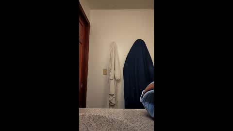 justmeohio online show from April 9, 11:26 am