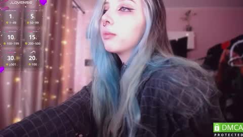 justmeowgirl online show from March 6, 5:37 am