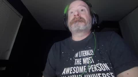 Snapshot of justmetool chatting on November 1, 8:38 am Tool online show from November 1, 8:38 am