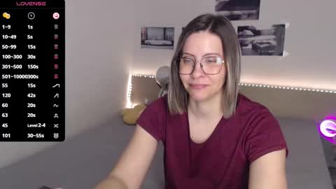 Julie online show from February 8, 4:49 am