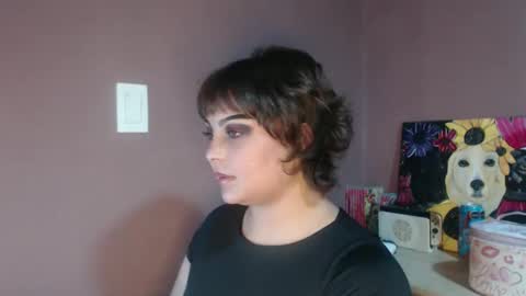 justyenna online show from April 16, 6:47 am