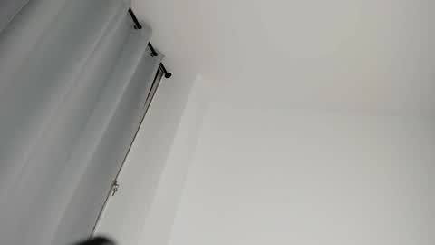 Snapshot of jvenuss chatting on November 12, 12:00 am ees 3 online show from November 12, 12:00 am