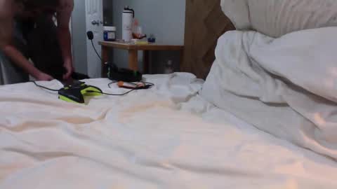 Snapshot of jwill10000 chatting on September 18, 1:18 am J and Sugar snap pea online show from September 18, 1:18 am