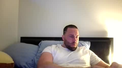 jwiththethickone413 online show from May 3, 9:48 am