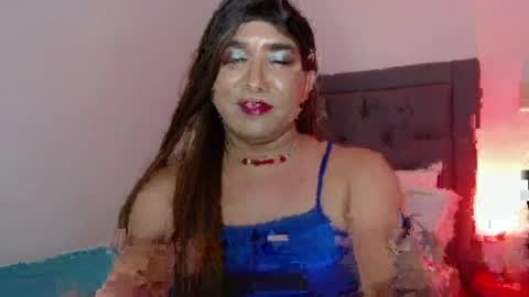 KIM  online show from April 5, 10:07 pm