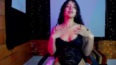 k licious online show from November 10, 11:42 am