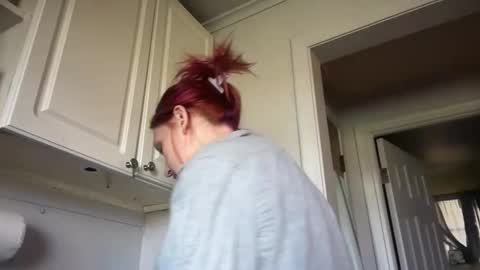 Snapshot of kaceelynn chatting on October 31, 3:57 pm Kac online show from October 31, 3:57 pm