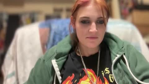 Snapshot of kaceelynn chatting on November 15, 8:00 am Kac online show from November 15, 8:00 am