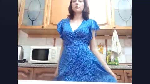 Snapshot of kacilangowski chatting on October 13, 3:12 pm Nika online show from October 13, 3:12 pm